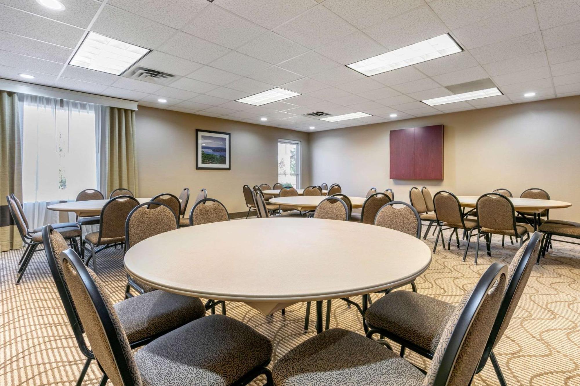 Comfort Inn & Suites Van Buren - Fort Smith Eksteriør billede